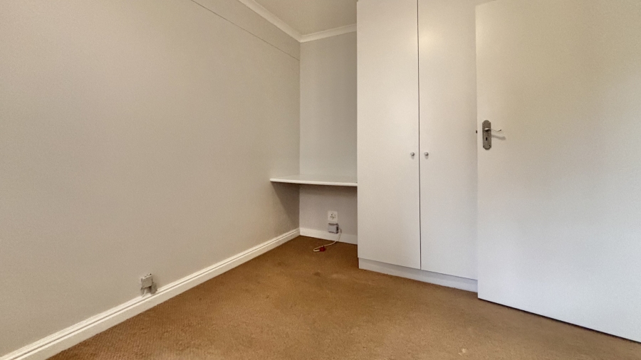 2 Bedroom Property for Sale in Wynberg Upper Western Cape